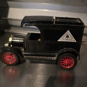 Old Model FORD Coin Bank